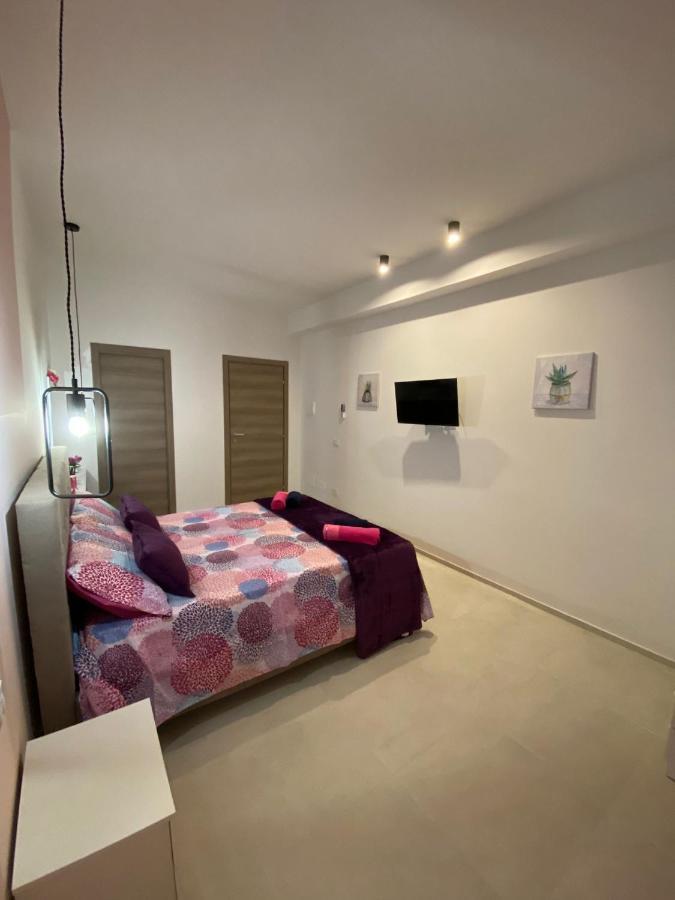Viole Di Mare Guest House サン・レオーネ エクステリア 写真